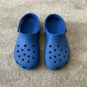 Crocs Youth Size 5